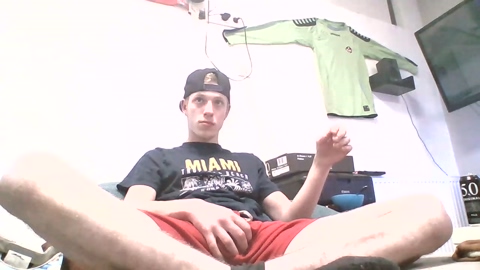 hornytwink99xxx  11-06-2022